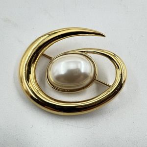 Monet Spiral Galaxy Faux Pearl Gold Tone Pin Brooch Vintage Signed 90s